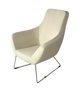 Krem Kumaş Tekli Berjer Koltuk Kiralama