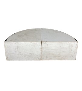 Beyaz Ahşap Ürün Sergileme Podyumu Kiralama