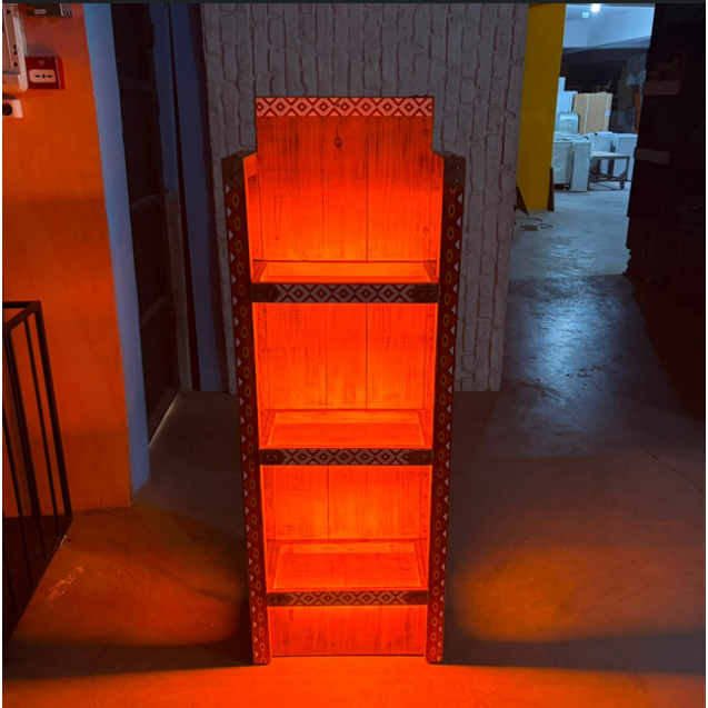 Led Işıklı Ahşap Sergileme Ünitesi