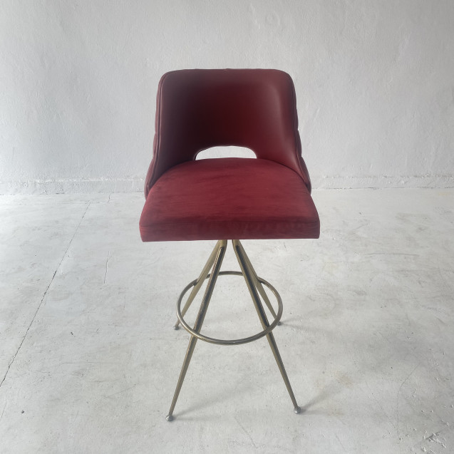 Krom Ayaklı Kırmızı Modern Bar Sandalyesi